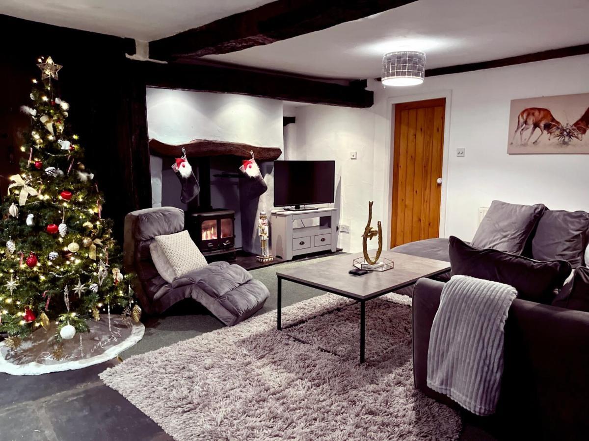 The Old Post Office, Cosy Grade II Listed 2 Bed Apartment Windermere Bagian luar foto